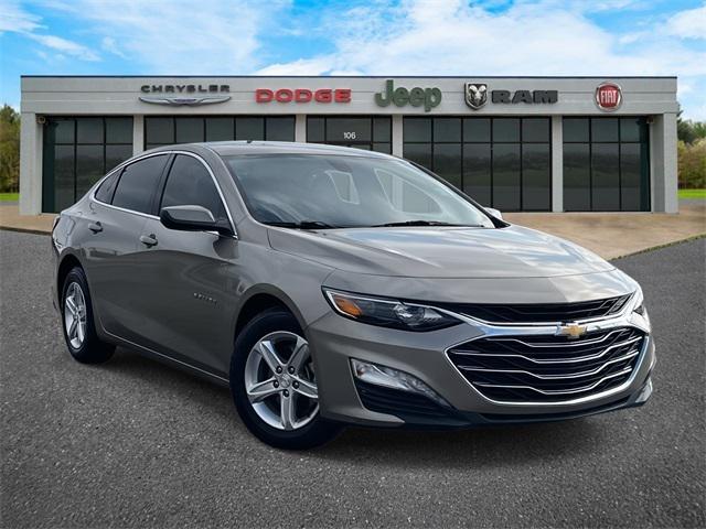 2022 Chevrolet Malibu FWD LT