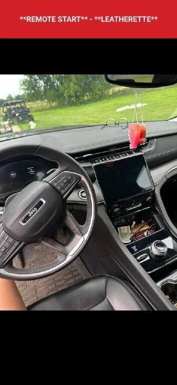 2023 Jeep Grand Cherokee Limited 4x4 2023 Jeep Grand Cherokee Limited 4x4