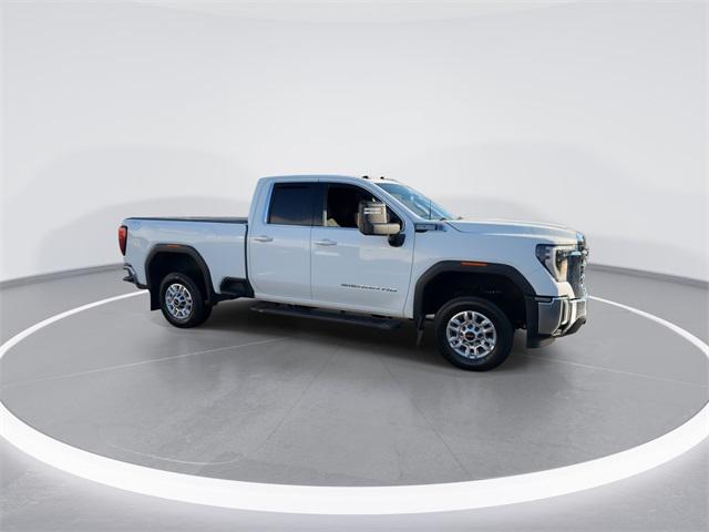 2024 GMC Sierra 2500HD 4WD Double Cab Standard Bed SLE