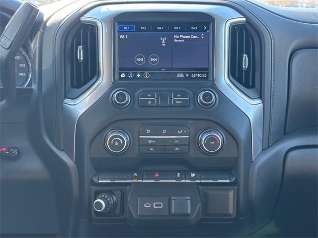 2020 Chevrolet Silverado 1500 4WD Crew Cab Short Bed LT 2020 Chevrolet Silverado 1500 4WD Crew Cab Short Bed LT