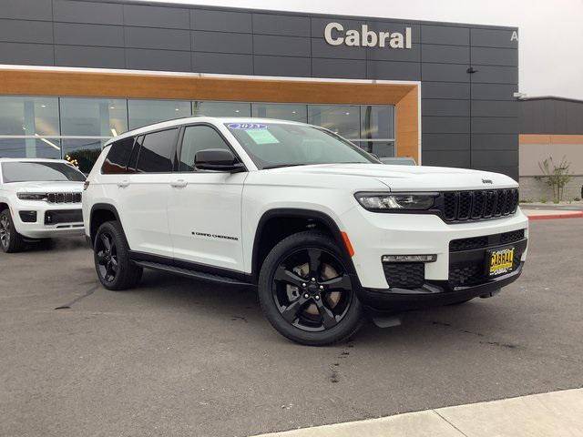 2023 Jeep Grand Cherokee L Limited 4x4 2023 Jeep Grand Cherokee L Limited 4x4