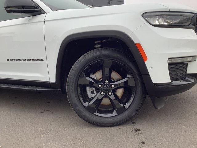2023 Jeep Grand Cherokee L Limited 4x4 2023 Jeep Grand Cherokee L Limited 4x4