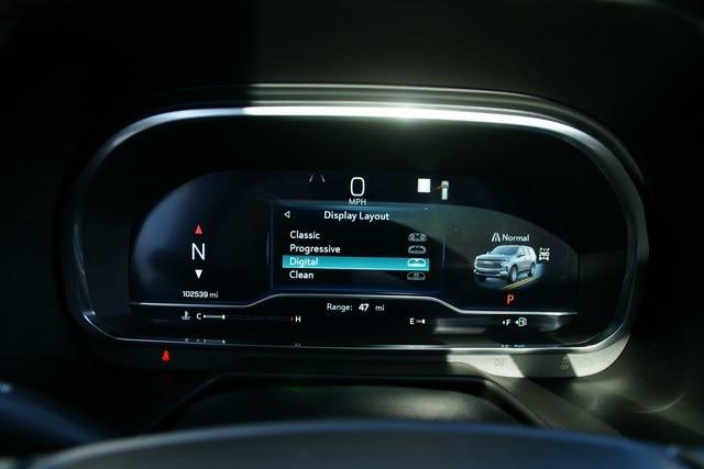 2022 Chevrolet Suburban 4WD RST