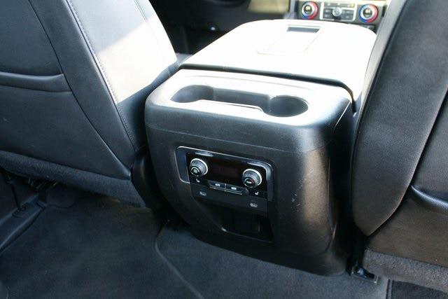2022 Chevrolet Suburban 4WD RST