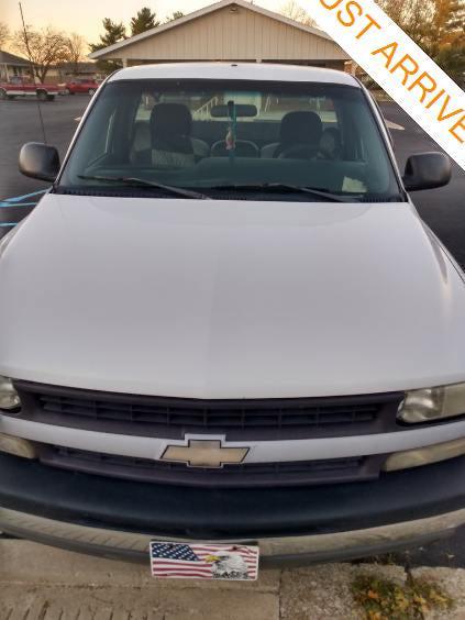 2000 Chevrolet Silverado 1500 Reg Cab 119.0 WB 2000 Chevrolet Silverado 1500 Reg Cab 119.0 WB