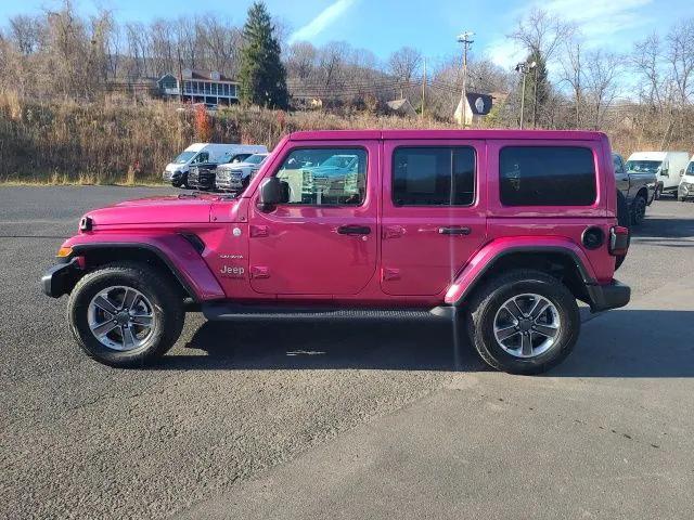 2022 Jeep Wrangler Unlimited Sahara 4x4 2022 Jeep Wrangler Unlimited Sahara 4x4