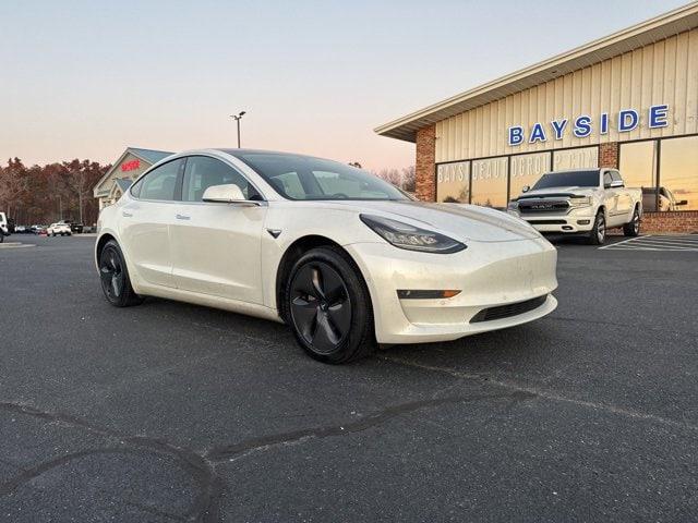 2020 Tesla Model 3 Standard Range Plus Rear-Wheel Drive 2020 Tesla Model 3 Standard Range Plus Rear-Wheel Drive