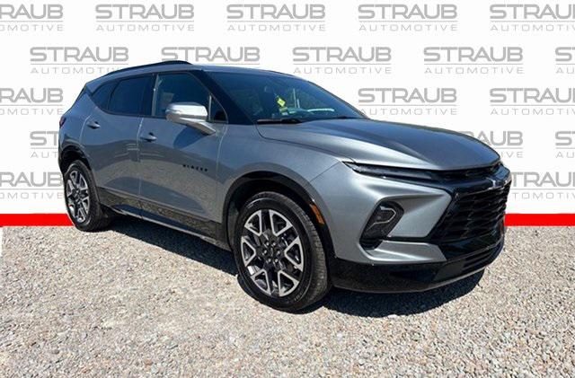 2025 Chevrolet Blazer AWD RS