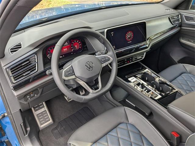 2025 Volkswagen Atlas Cross Sport 2.0T SEL Premium R-Line