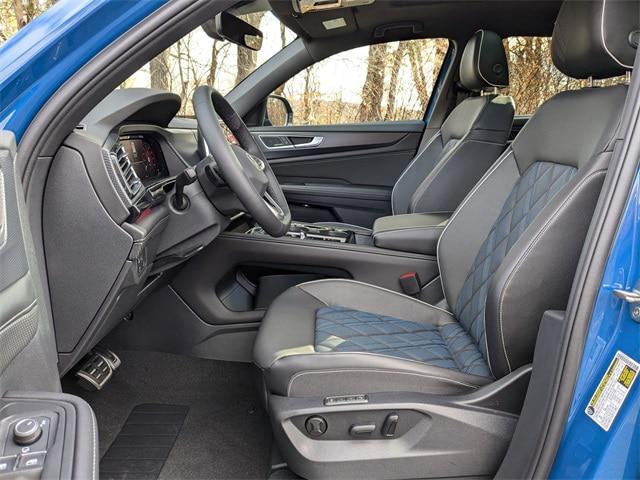 2025 Volkswagen Atlas Cross Sport 2.0T SEL Premium R-Line