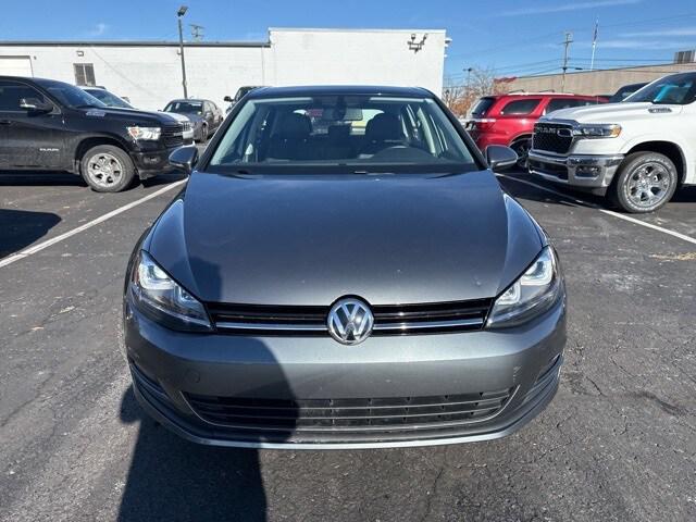 2016 Volkswagen Golf TSI SE 4-Door