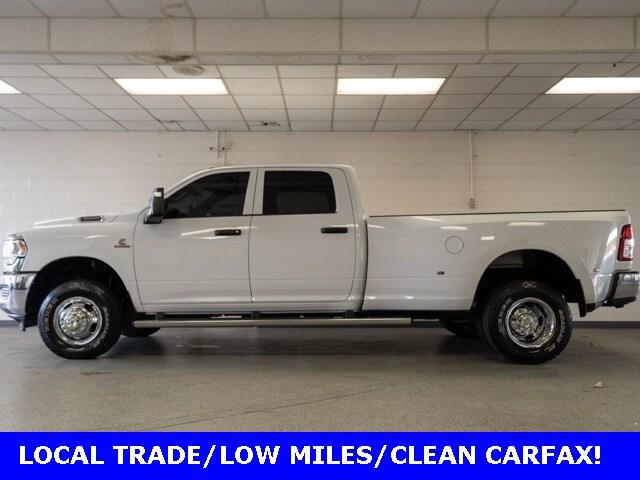 2024 RAM 3500 Tradesman Crew Cab 4x4 8 Box