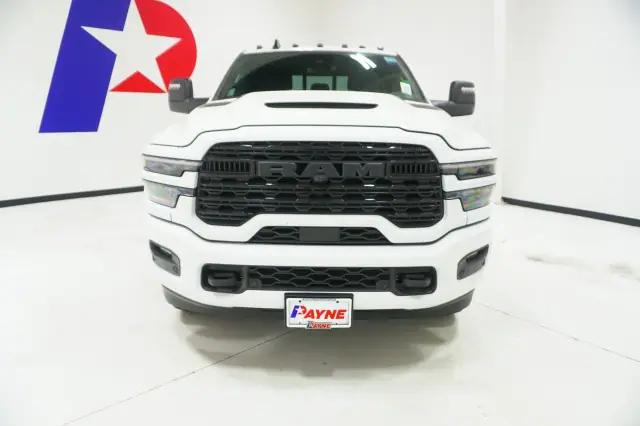 2026 RAM Ram 3500 RAM 3500 LIMITED MEGA CAB 4X4 64 BOX 2026 RAM Ram 3500 RAM 3500 LIMITED MEGA CAB 4X4 64 BOX