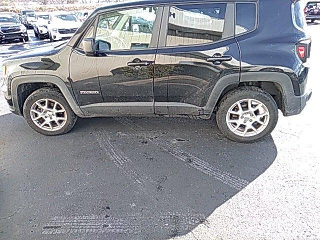2023 Jeep Renegade Latitude 4x4 2023 Jeep Renegade Latitude 4x4