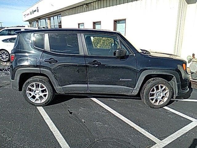 2023 Jeep Renegade Latitude 4x4 2023 Jeep Renegade Latitude 4x4