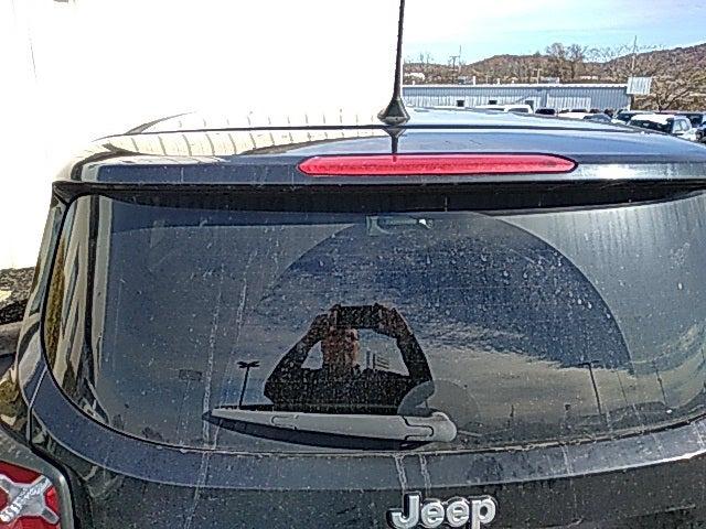 2023 Jeep Renegade Latitude 4x4 2023 Jeep Renegade Latitude 4x4