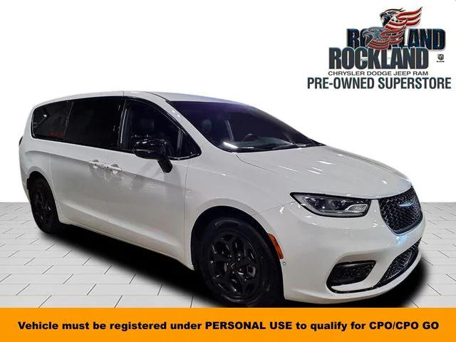 2024 Chrysler Pacifica Hybrid S Appearance Pkg