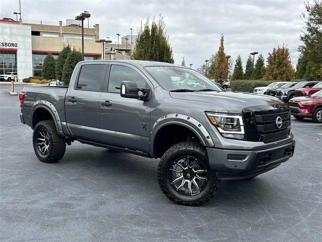 2024 Nissan TITAN Crew Cab SV 4x4 2024 Nissan TITAN Crew Cab SV 4x4