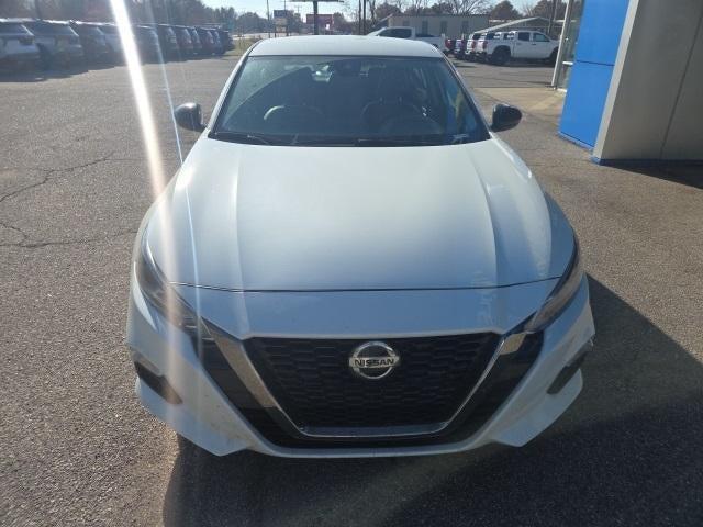 2022 Nissan Altima SR FWD