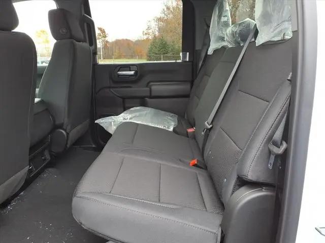 2026 Chevrolet Silverado 3500HD Crew Cab, Long Bed, WT Dual Rear Wheel, RWD