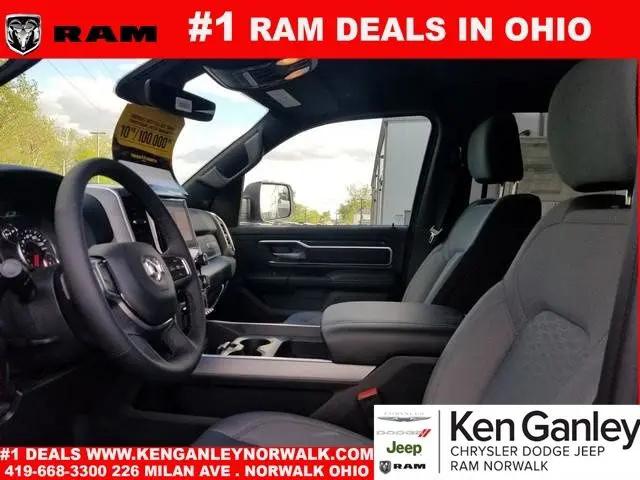 2025 Ram 1500 Big Horn Crew Cab 4x2 57 Box