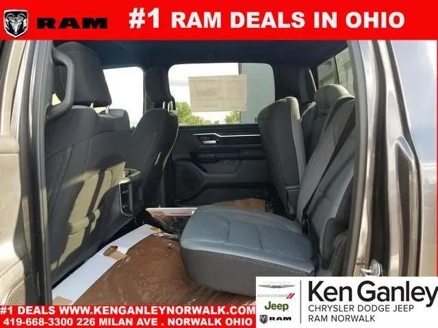 2025 Ram 1500 Big Horn Crew Cab 4x2 57 Box