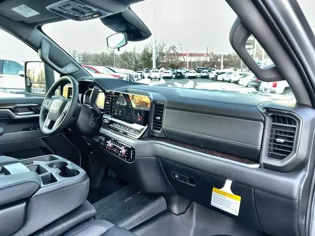 2026 GMC Sierra 2500HD Crew Cab, Standard Bed, SLE, 4WD