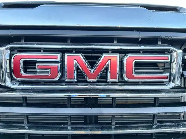 2026 GMC Sierra 2500HD Crew Cab, Standard Bed, SLE, 4WD