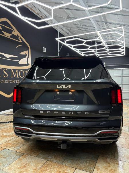 2022 Kia Sorento S