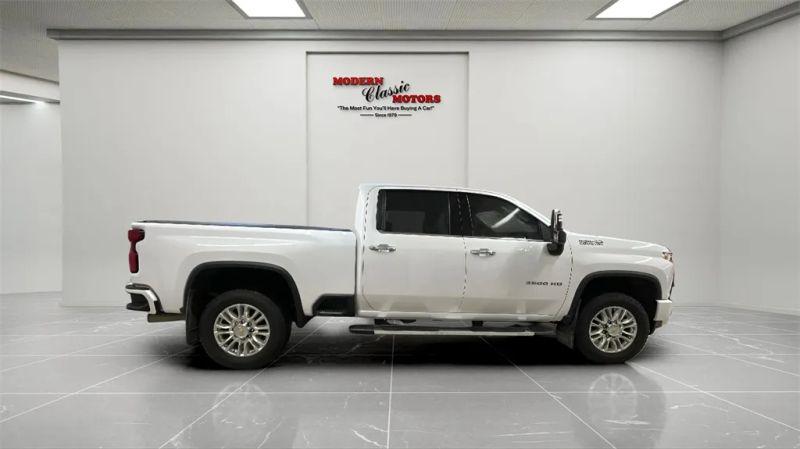 2022 Chevrolet Silverado 3500HD High Country