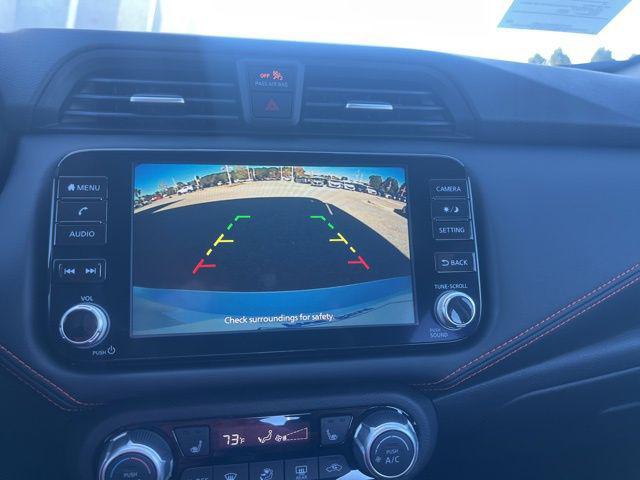 2025 Nissan Versa 1.6 SR
