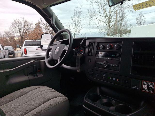2025 GMC Savana Cargo RWD 2500 Extended Wheelbase Work Van