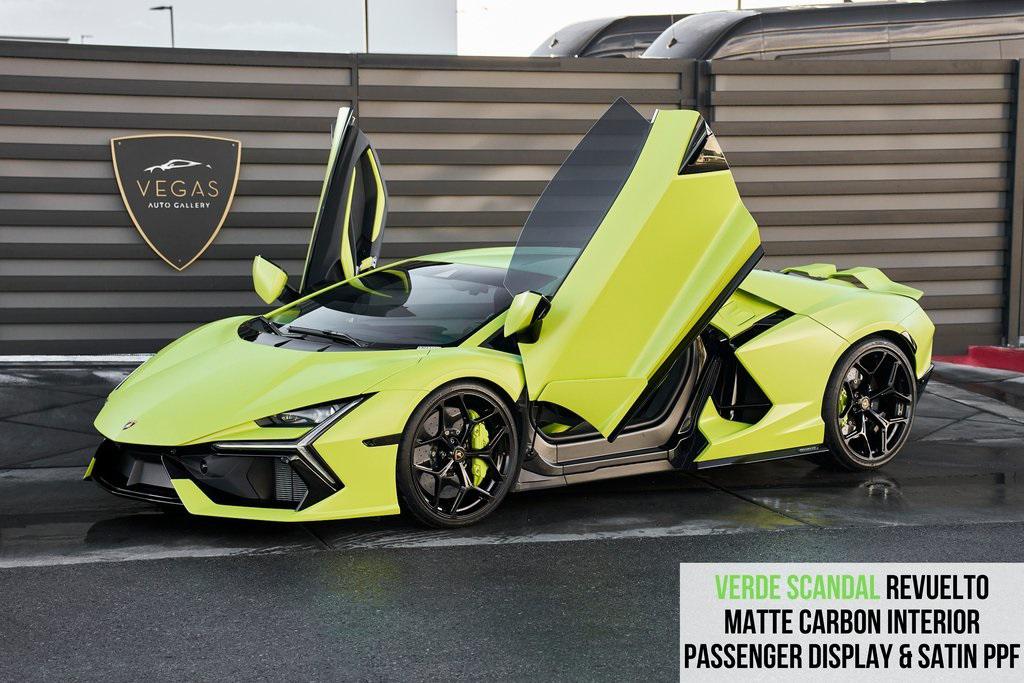 /2024 Lamborghini Revuelto