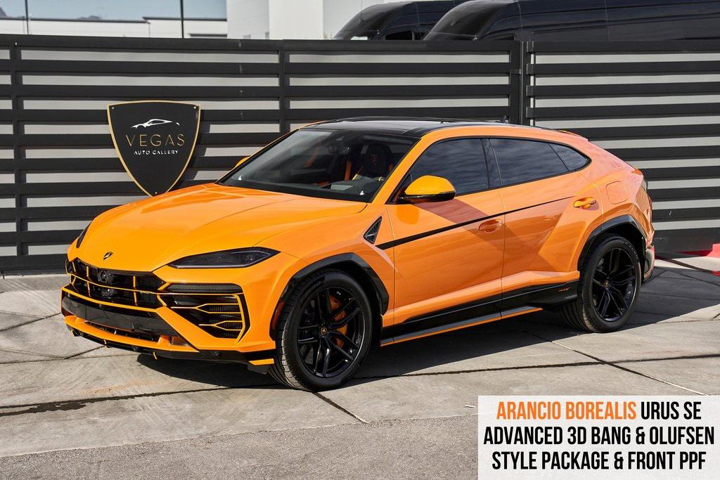 2025 Lamborghini Urus SE's photo