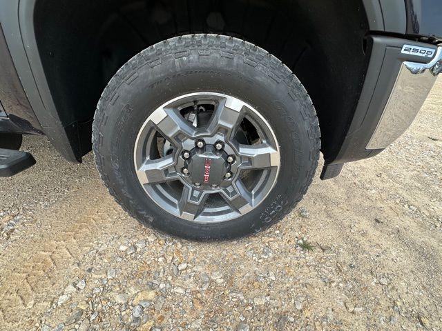 2026 GMC Sierra 2500HD Crew Cab, Standard Bed, SLT, 4WD