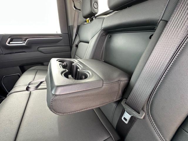 2026 GMC Sierra 2500HD Crew Cab, Standard Bed, SLT, 4WD
