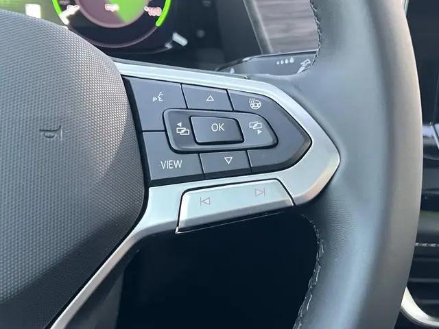 2026 Volkswagen Atlas SEL Premium R-Line
