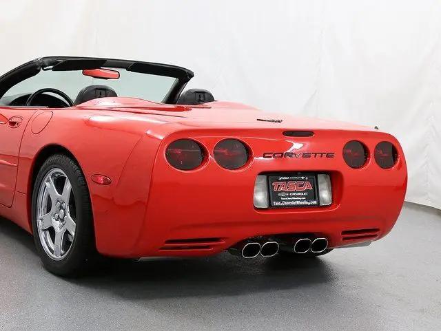 1999 Chevrolet Corvette Base