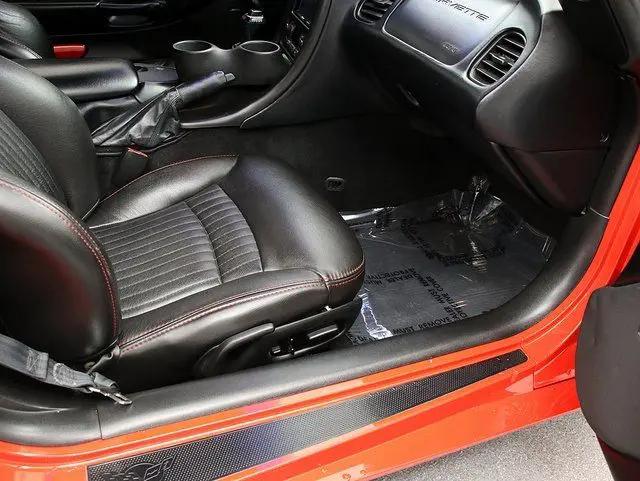 1999 Chevrolet Corvette Base