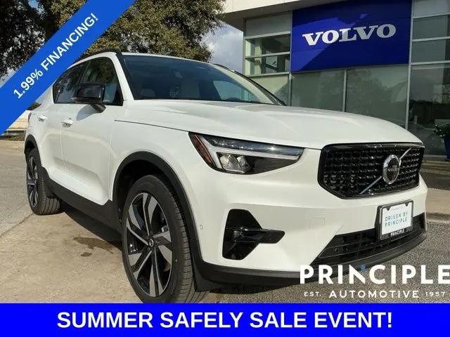 2026 Volvo XC40 Plus, B4 FWD Gas (mild hybrid), Dark for sale in San Antonio, TX