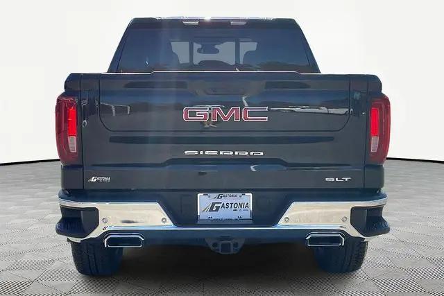 2026 GMC Sierra 1500 Crew Cab, Short Bed, SLT, 4WD