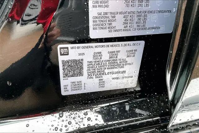 2026 GMC Sierra 1500 Crew Cab, Short Bed, SLT, 4WD