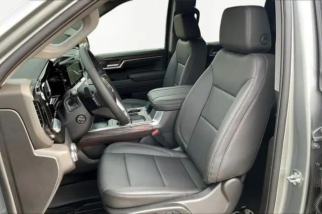 2026 GMC Sierra 1500 Crew Cab, Short Bed, SLT, 4WD