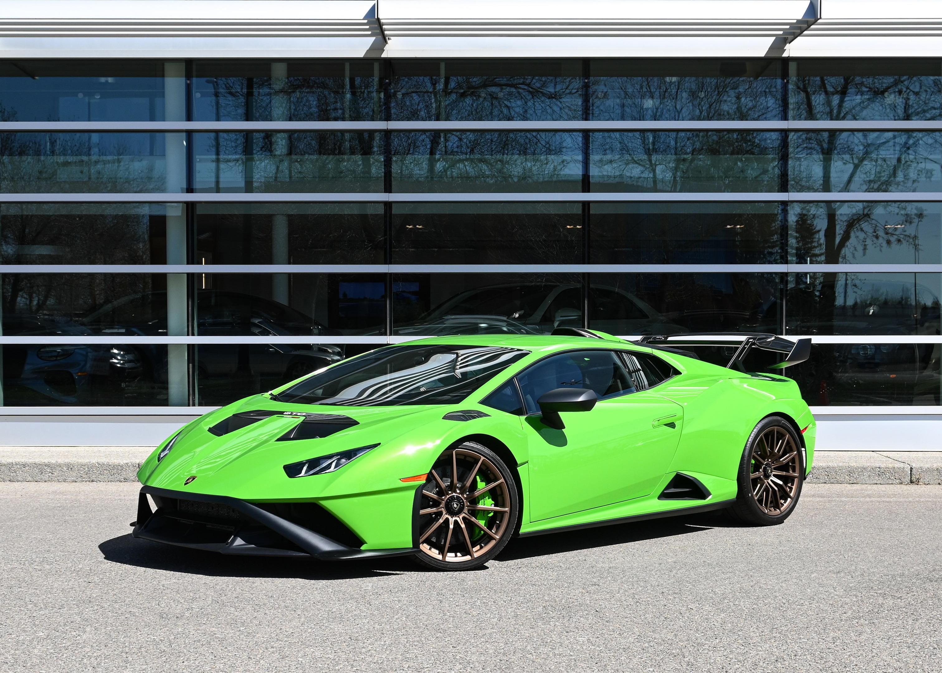 /2022 Lamborghini Huracan