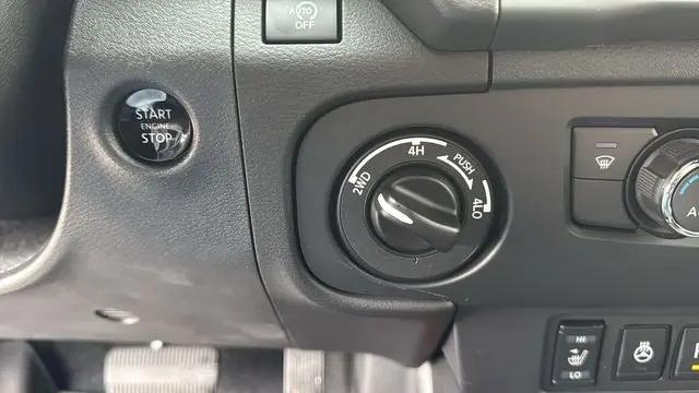 2026 Nissan Frontier Crew Cab PRO-4X 4x4