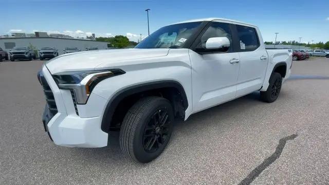 2026 Toyota Tundra SR5 CrewMax 5.5' Bed