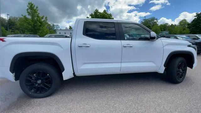 2026 Toyota Tundra SR5 CrewMax 5.5' Bed