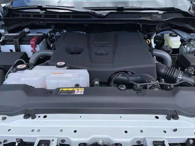 2026 Toyota Tundra SR5 CrewMax 5.5' Bed