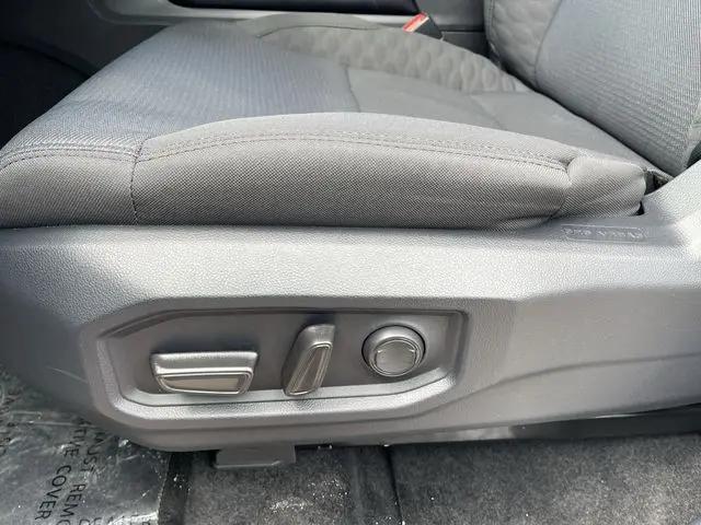 2026 Toyota Tundra SR5 CrewMax 5.5' Bed