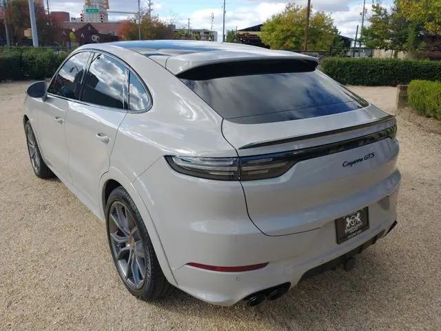 2022 Porsche Cayenne GTS